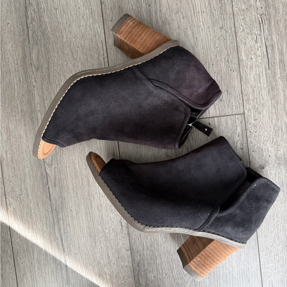 Dr Scholls Black Ankle Boots